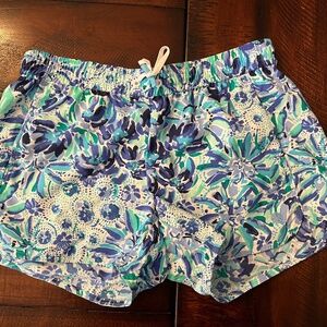 LILLY PULITZER Womans Run Around Shorts Iris Blue S